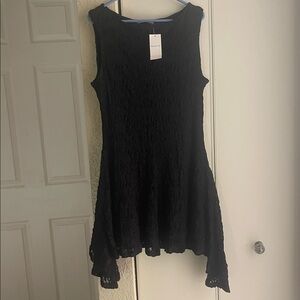 Abercrombie Black Sleeveless mini Dress
Lace detail
Never worn